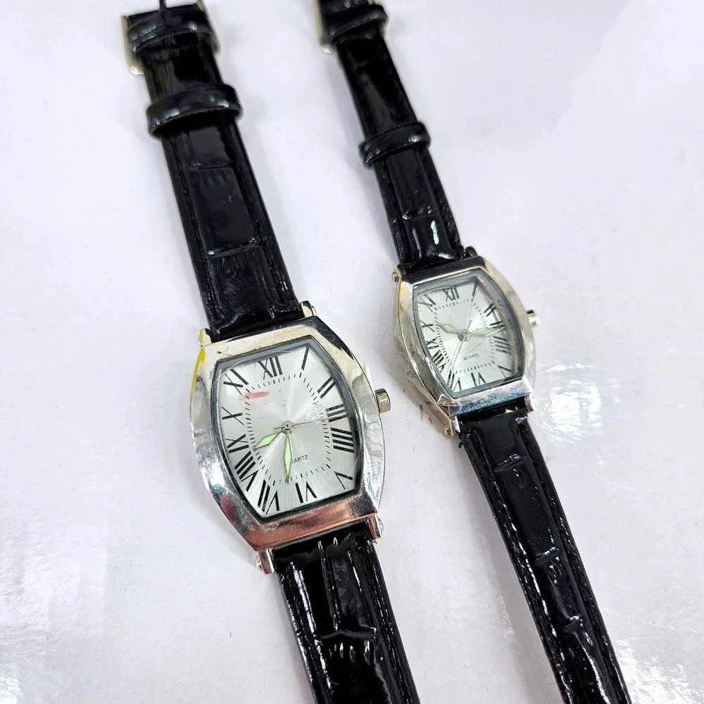 NOS His and Hers Matching Quartz Watch Set Silver Tone Black Faux Leather Straps